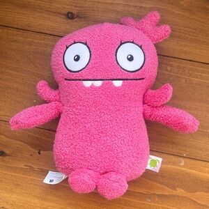 UglyDolls | Yours Truly Moxy Stuffed Plush Toy by Hasbro 2019 Pink